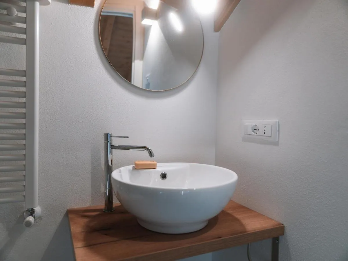 Romantic Room Al Rifugio Dei Sogni Terrazza Con Vista Lago Mozzafiato Blevio Ιταλία